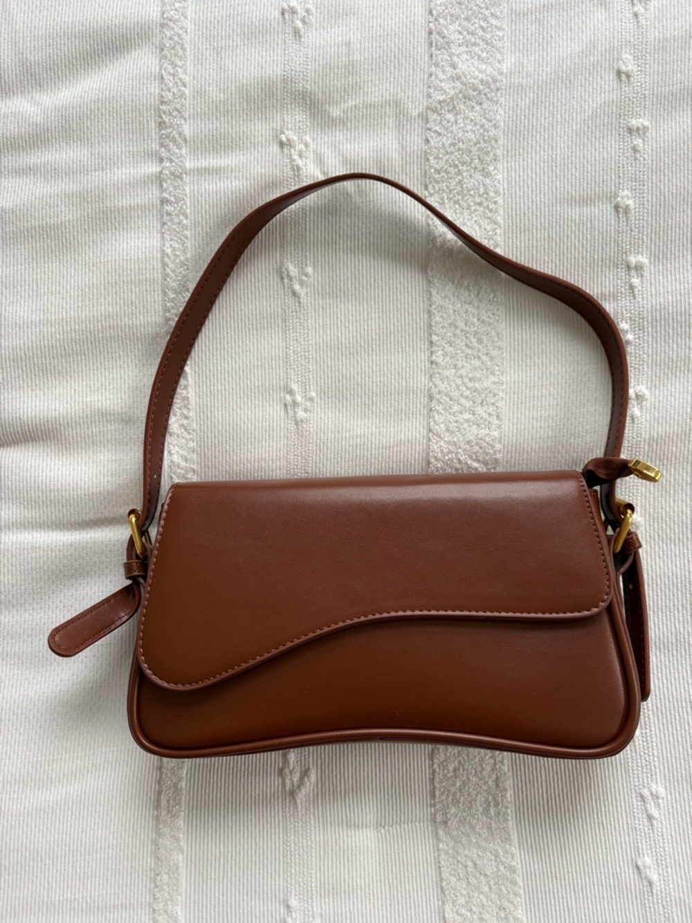 Classic Brown Leather Shoulder Bag
